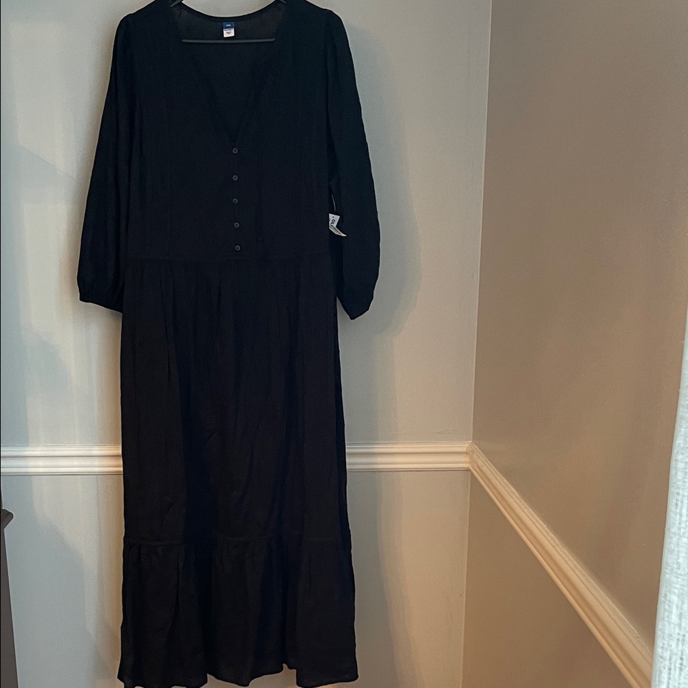 NWT Old Navy Black Maxi Dress
